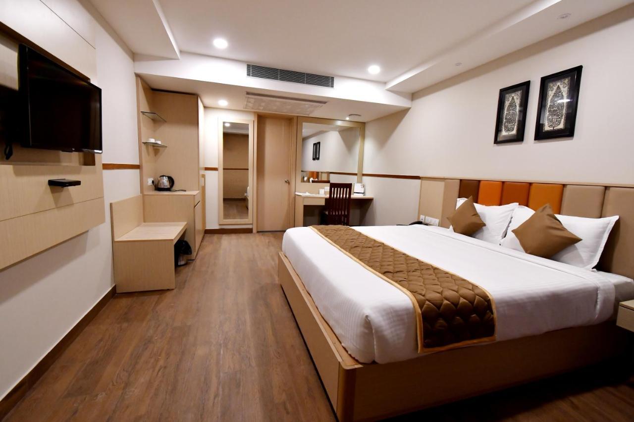 Soho Boutique Hotel Мисор Екстериор снимка