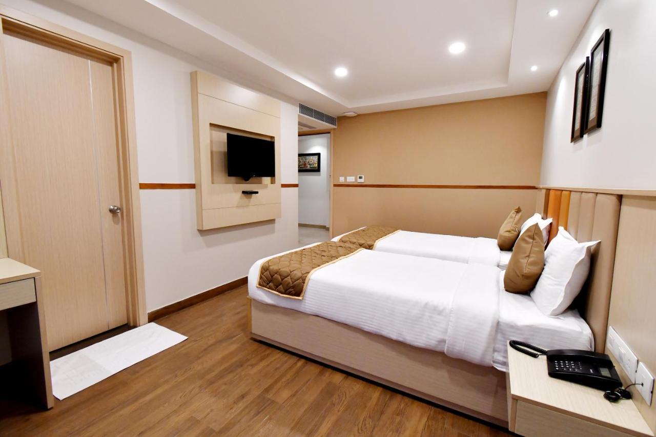 Soho Boutique Hotel Мисор Екстериор снимка