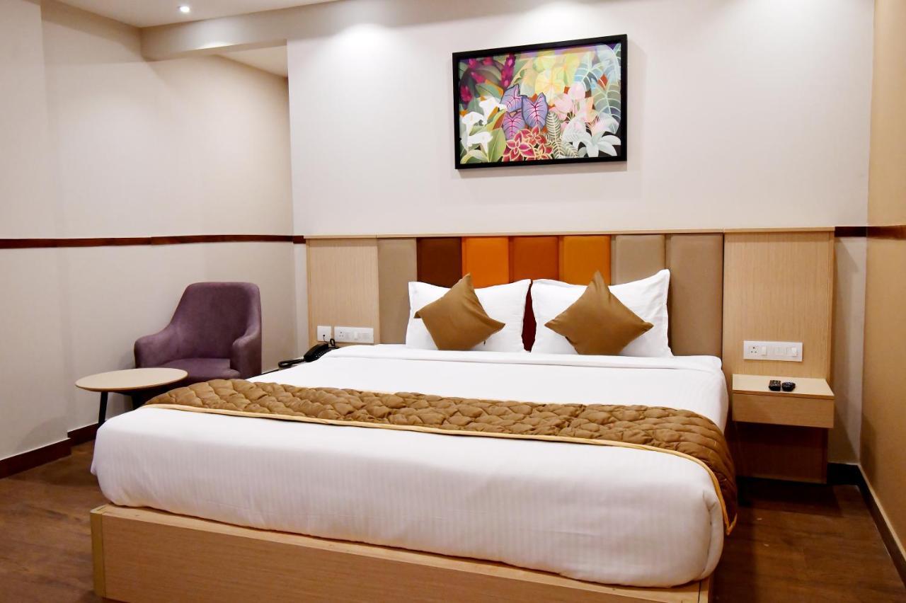 Soho Boutique Hotel Мисор Екстериор снимка