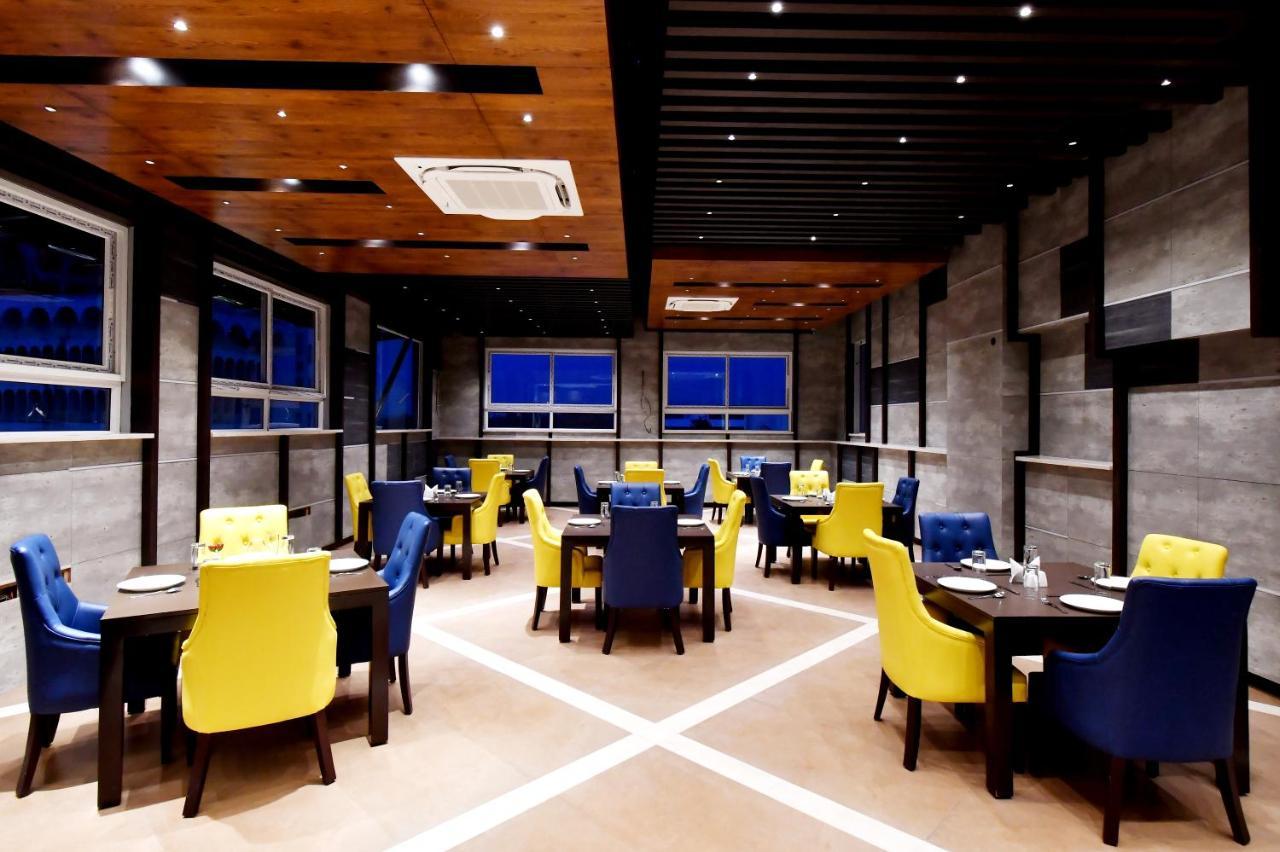 Soho Boutique Hotel Мисор Екстериор снимка