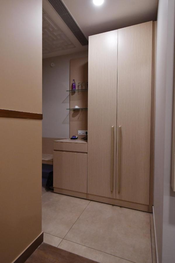 Soho Boutique Hotel Мисор Екстериор снимка